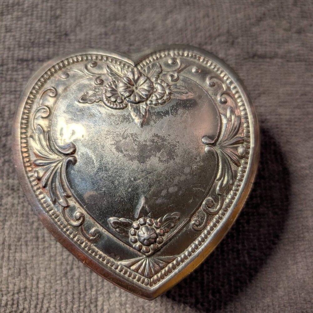Heart-Shaped Trinket Box By Jennings Brothers
